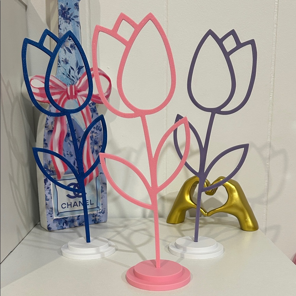 3D Printed Floral Tulip Decor - Picture 2 of 6
